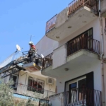 Aydın'da sevimli kediyi kurtarmak için tüm ekipler seferber oldu 3 Sevimli kediyi kurtarmak için tüm ekipler seferber oldu, o kurtarılacağı anda atlayıp gitti