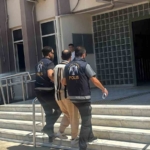 Üç ayrı suçtan aranan şahıs Efeler’de yakalandı