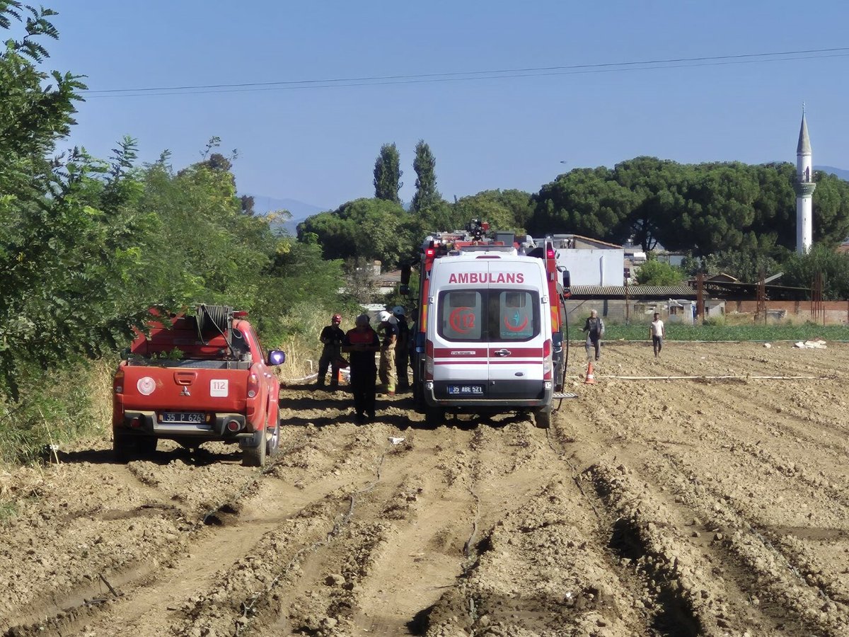 İzmir’de eğitim uçağı düştü! 1 pilot hayatını kaybetti