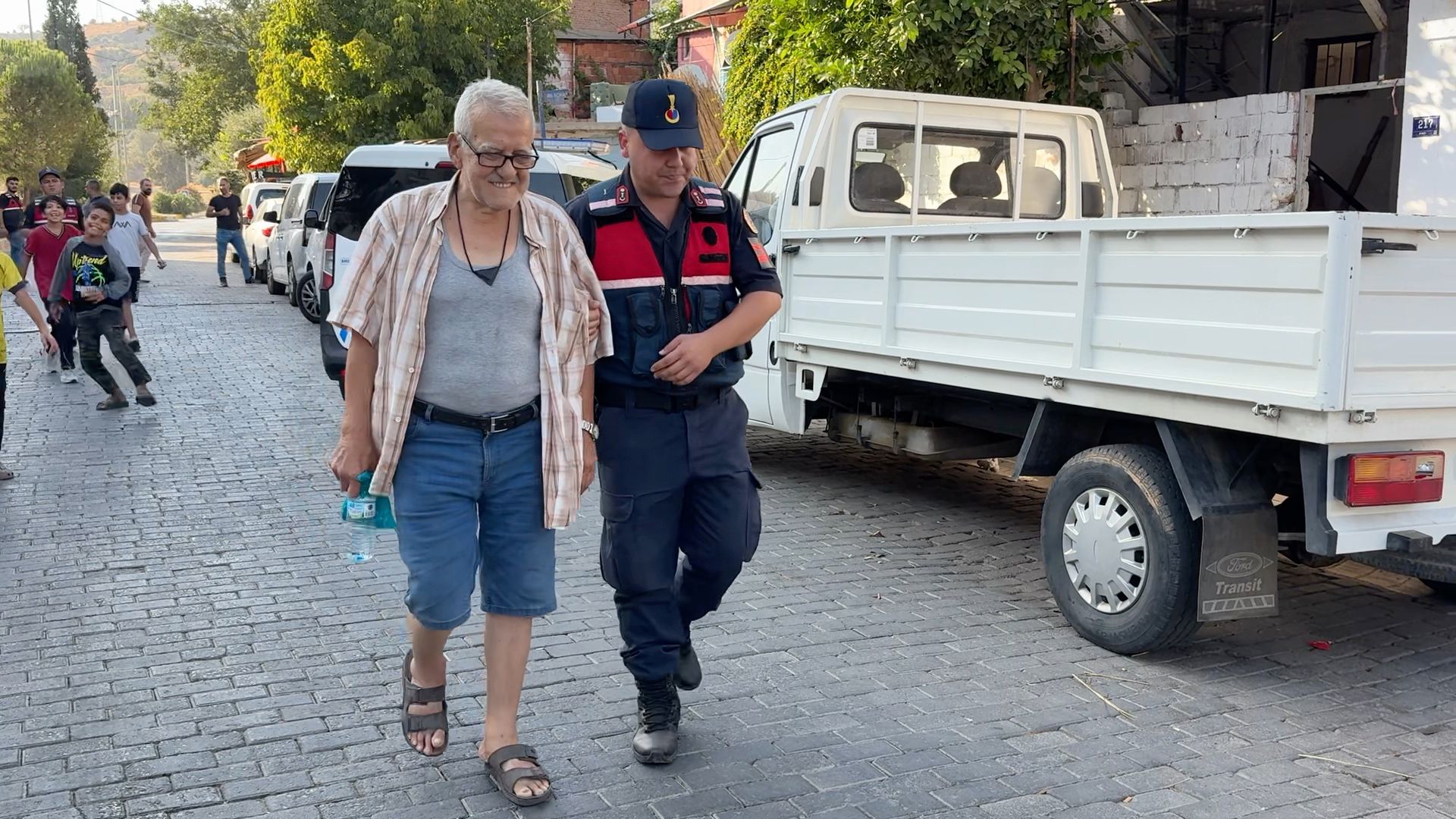 Aydın’da 75 yaşındaki şahıstan 2 bin 100 uyuşturucu hap çıktı