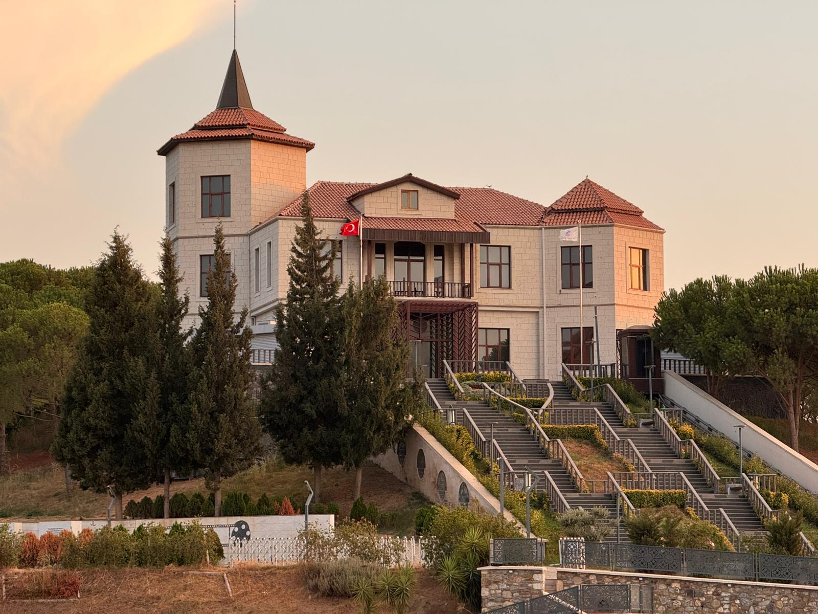 Menderes’in ölüm yıldönümünde büyük vefasızlık: Yalnızca ADÜ hatırladı