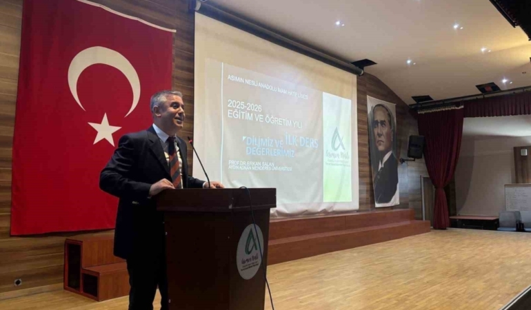ADÜ Rektör Yardımcısı Prof. Dr. Salan, eğitim öğretim yılı açılışında ilk dersi verdi 1 ADÜ Rektör Yardımcısı Prof. Dr. Salan, eğitim öğretim yılı açılışında ilk dersi verdi