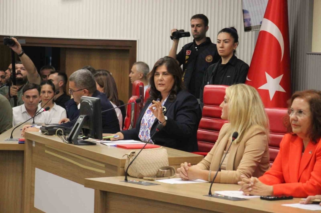 aydin buyuksehir belediye meclisi 2 defa ertelendi 575ab89ff1f9