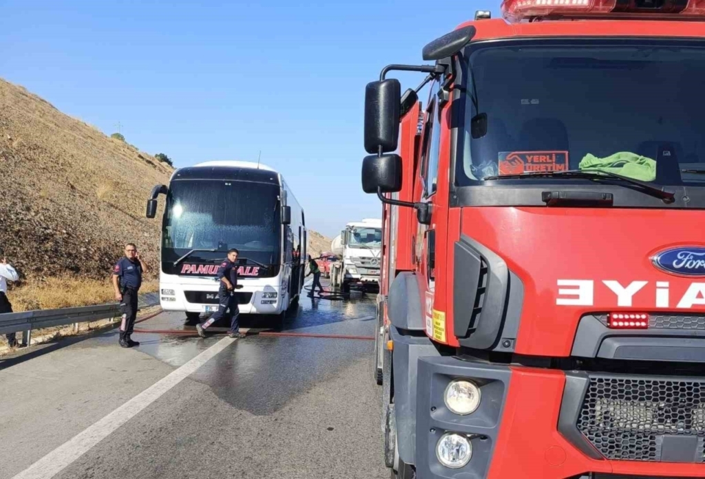 aydinda yolcu otobusu alevlere teslim oldu 4657895f89cd