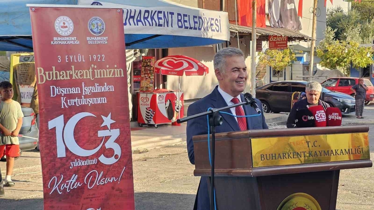 Buharkent’te kurtuluş günü kutlandı