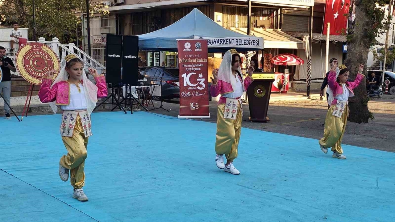 Buharkent’te kurtuluş günü kutlandı