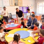 Köşk'te Ilıdağlı öğrenciler kırtasiye malzemeleri sevinci yaşadı 1 Ilıdağlı öğrenciler kırtasiye malzemeleri sevinci yaşadı
