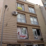 Aydın'da kapının önüne koyulan çöp, ekipleri harekete geçirdi 2 Kapının önüne koyulan çöp, ekipleri harekete geçirdi