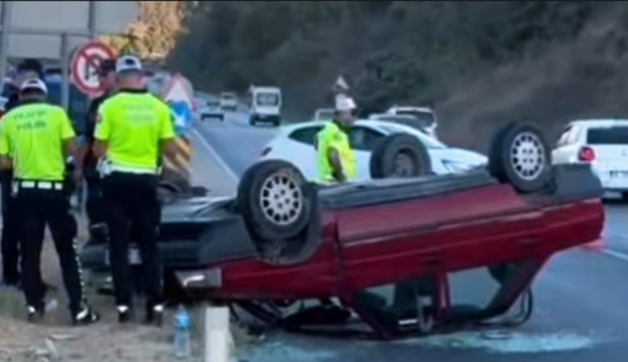 Söke’de trafik kazası: 2 yaralı 3 Söke’de trafik kazası: 2 yaralı