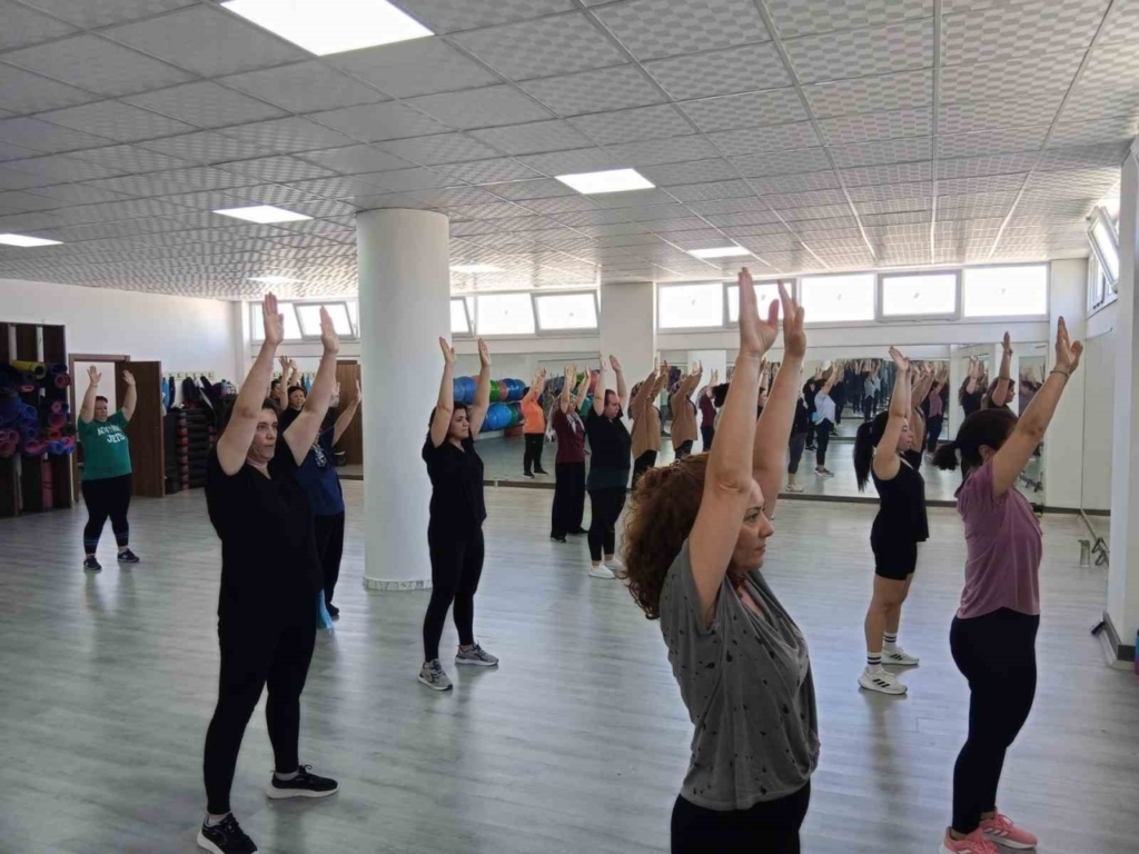 yenipazar belediyesi saglikli yasam merkezi vatandaslara hizmet vermeye devam ediyor 97e64673b9b8