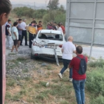 Söke'de yolcu treni otomobile çarptı: 1 yaralı 6 Yolcu treni otomobile çarptı: 1 yaralı