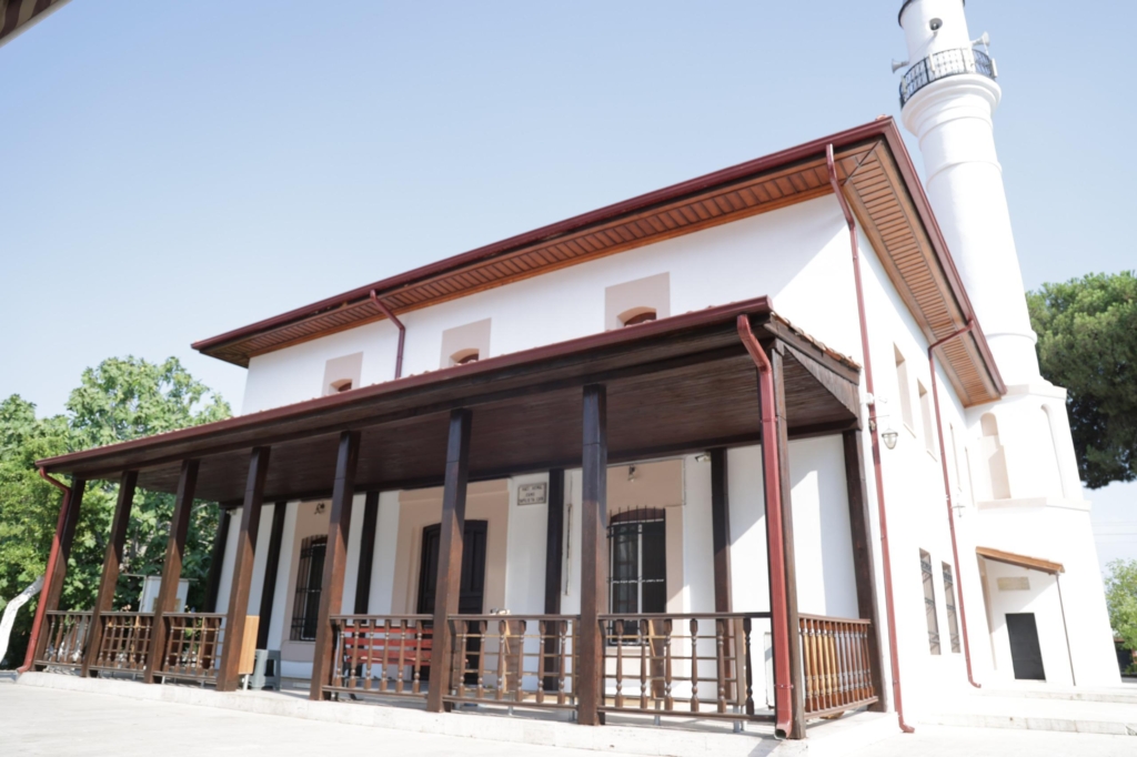 Aydın’da İş Birliği ile Vakıf Eseri 10 Tarihi Cami, Bakım ve Onarımdan Geçti 3 WhatsApp Image 2025 10 01 at 15.56.34