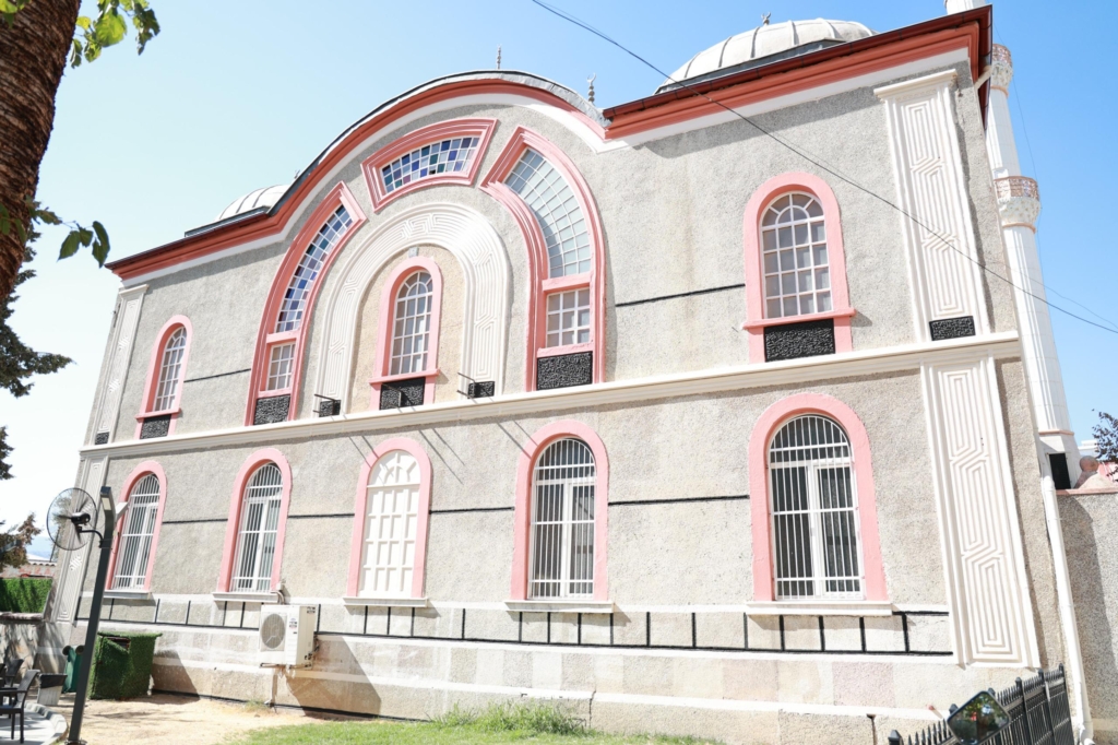 Aydın’da İş Birliği ile Vakıf Eseri 10 Tarihi Cami, Bakım ve Onarımdan Geçti 6 WhatsApp Image 2025 10 01 at 15.56.35