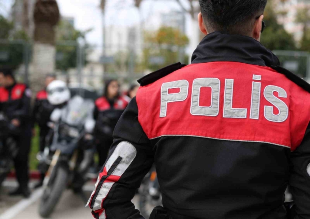 aydinda bir haftada 302 aranan sahis yakalandi ae8153230fee