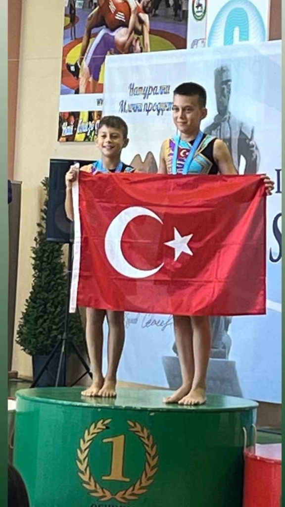 Aydınlı sporcular Bulgaristan’dan madalya ile döndü 3 aydinli sporcular bulgaristandan madalya ile dondu 6a40786ba23a