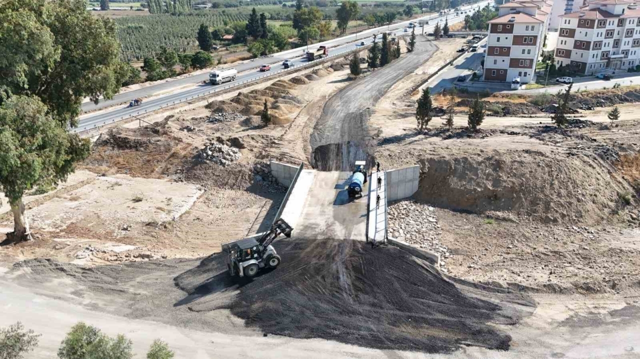 İncirliova Belediye Başkanı Kaya’dan eğitime ulaşım desteği