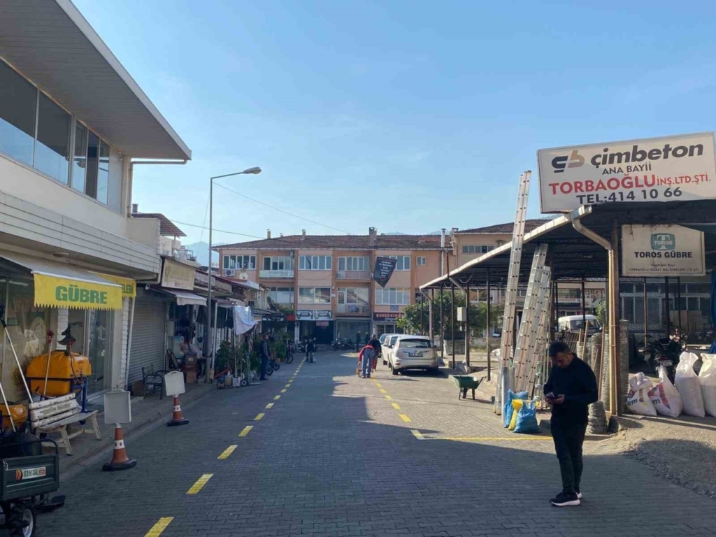 bozdogandaki semt pazarinda duzenleme yapildi 8647a9aae12c