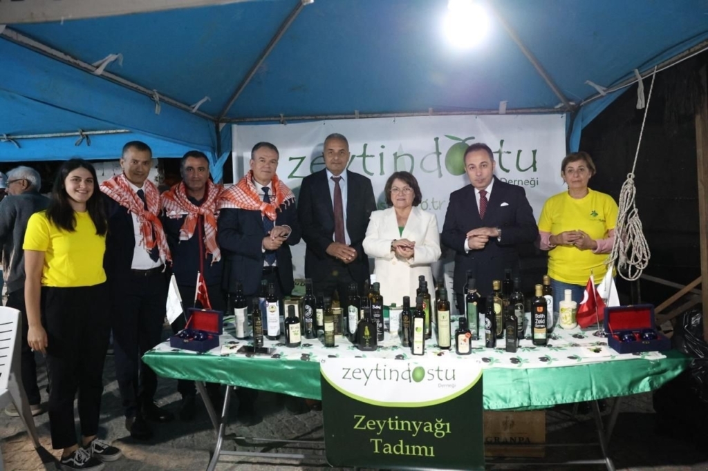 didim zeytin festivali renkli goruntulere sahne oldu e16de9578c45