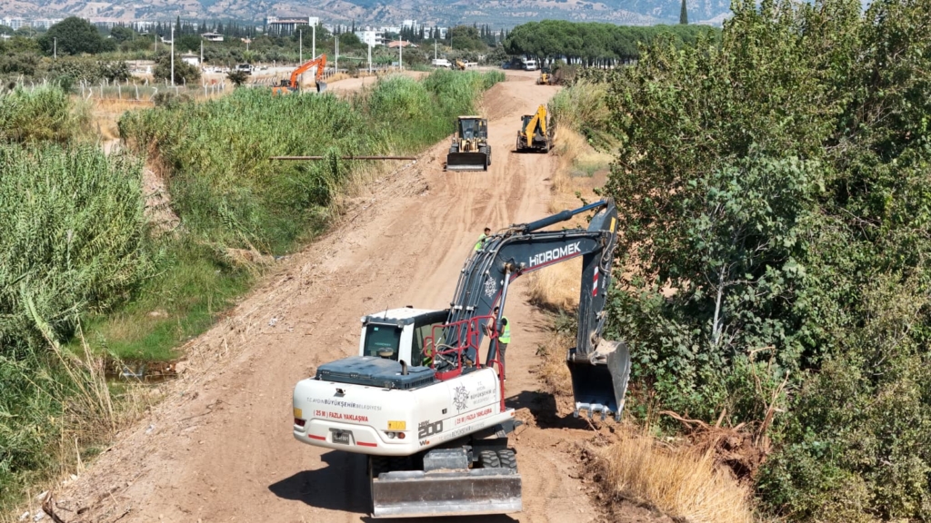 BAŞKAN ÇERÇİOĞLU’NDAN İNCİRLİOVA İLE EFELER’İ BİRBİRİNE BAĞLAYACAK DEV YATIRIM 3 foto 9