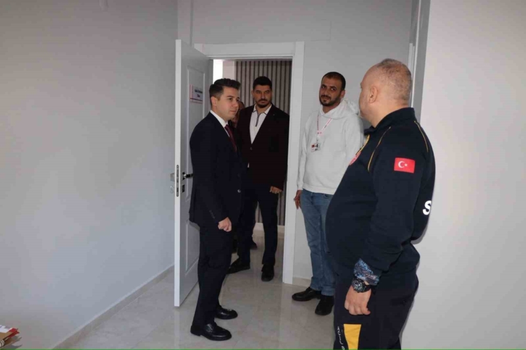 Karacasu Kaymakamı Gündoğdu sağlık personeli ile bir araya geldi 3 kaymakam gundogdu saglik personeli ile bir araya geldi 156df826e0eb