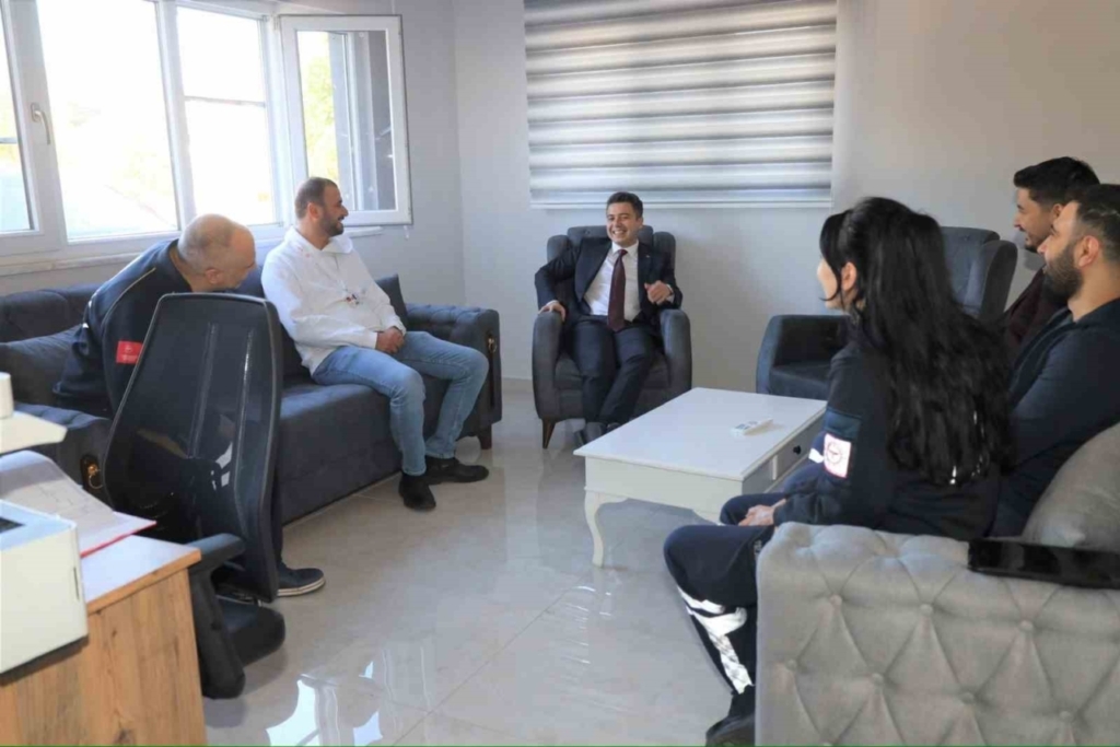 Karacasu Kaymakamı Gündoğdu sağlık personeli ile bir araya geldi 2 kaymakam gundogdu saglik personeli ile bir araya geldi bf0a21a239f6