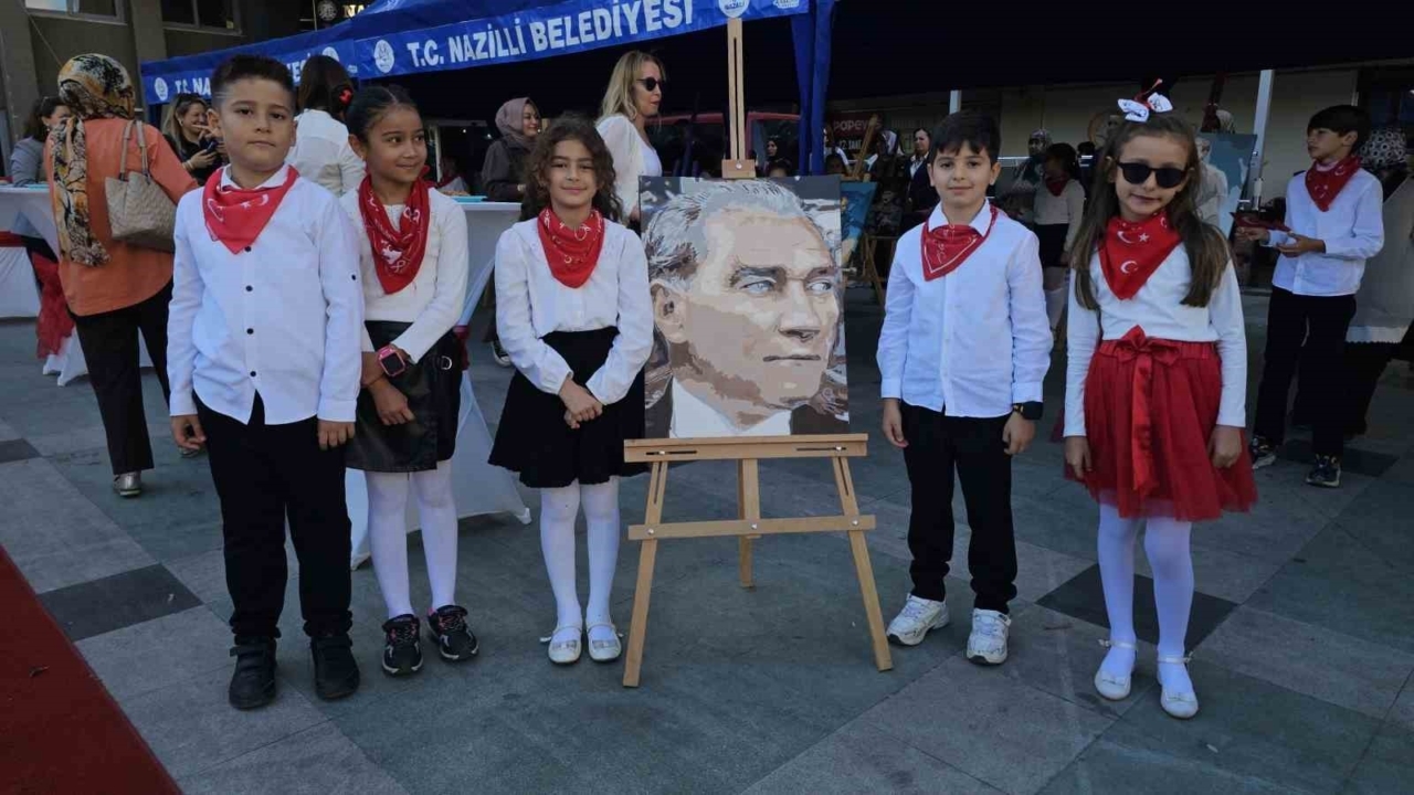 Nazilli’de ‘Cumhuriyet Çocukları Resim Sergisi’ açıldı
