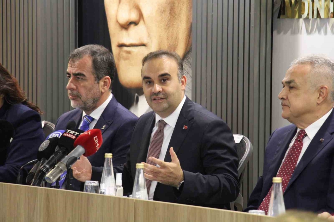 sanayi ve teknoloji bakani kacir daha fazla uretmek zorundayiz f8a4c2474c83