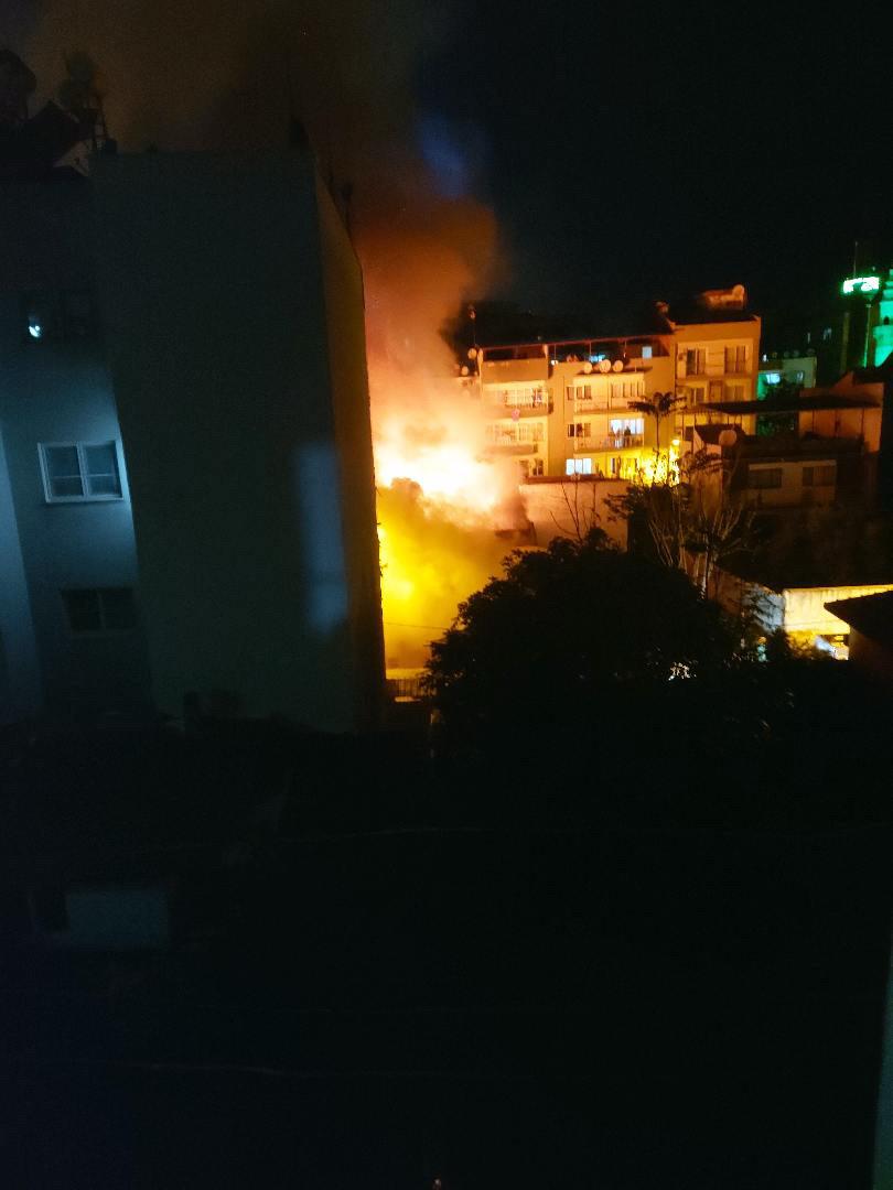 Aydın’da kömürlükte çıkan yangın eve sıçradı