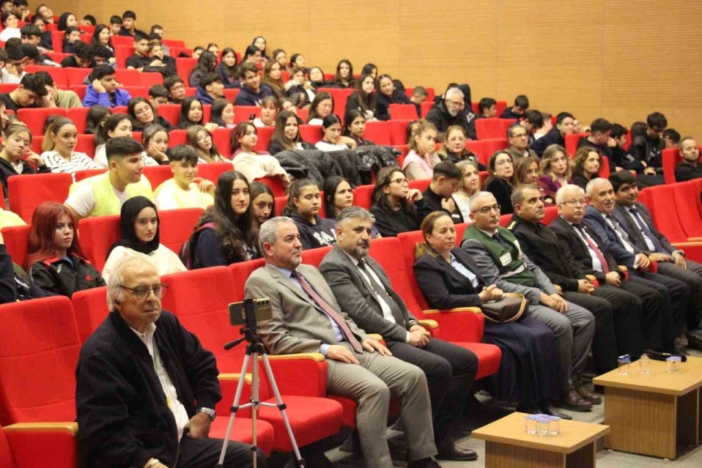 aydinda gencler icin siddetsiz ve bagimsiz gelecek bulusmasi gerceklestirildi 43cefeff326e