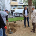 Başkan Ertuğrul Tetik sabah mesaisine sahada başladı