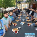 Başkan Ertuğrul Tetik sabah mesaisine sahada başladı