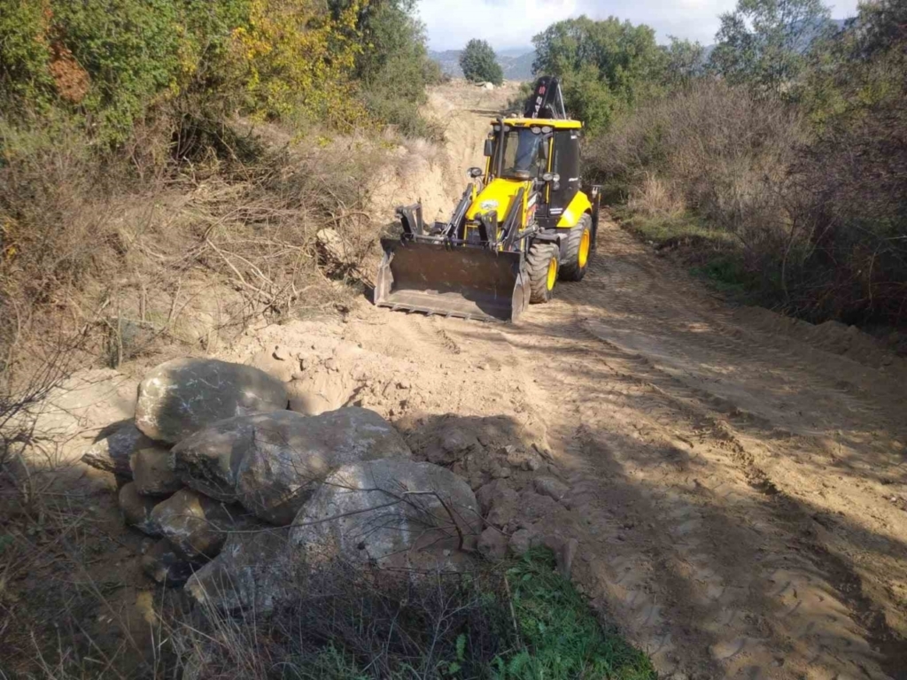 bozdoganda arazi yollarinda calismalar suruyor 773b5247ac6a