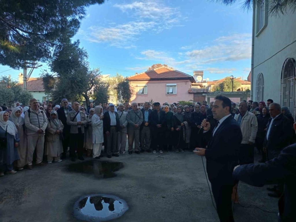 cineli umreciler kutsal topraklara ugurlandi 1627ecdbc405