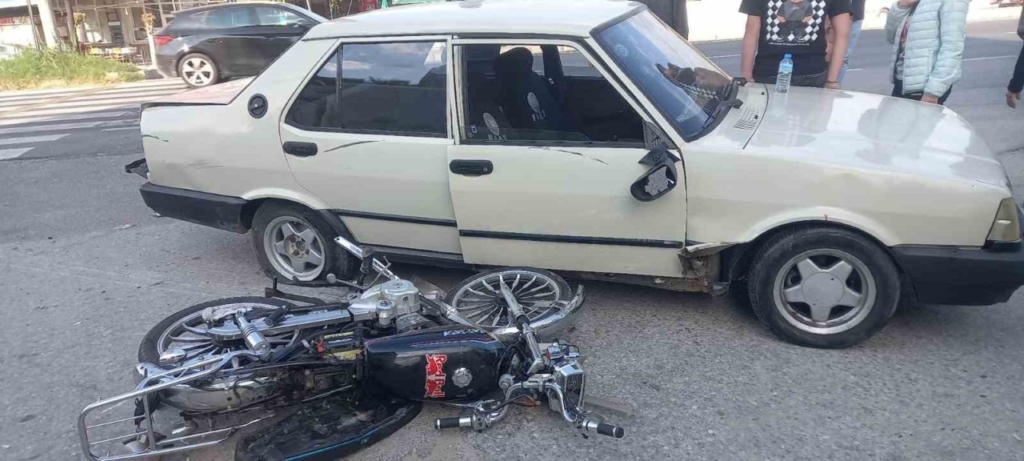 hatali sollama kaza getirdi 2 yarali e461254fda17
