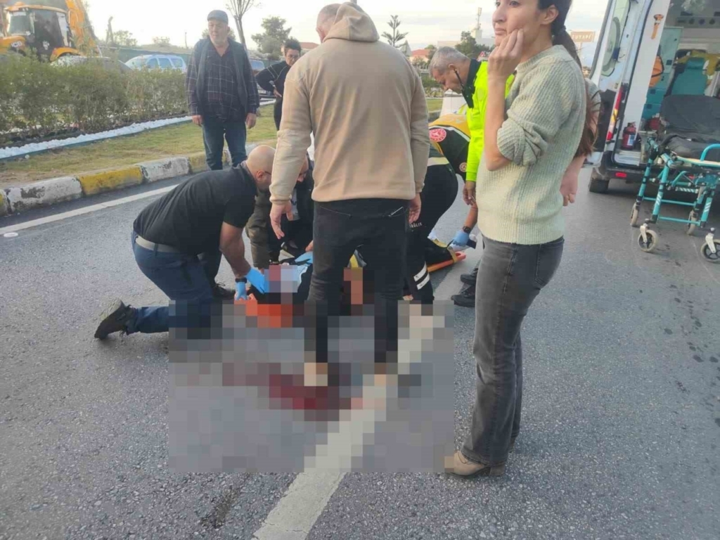 Aydın'da motosiklet refüje çarptı: 1 ölü, 1 yaralı 4 motosiklet refuje carpti 1 olu 1 yarali 19e01ff201c0