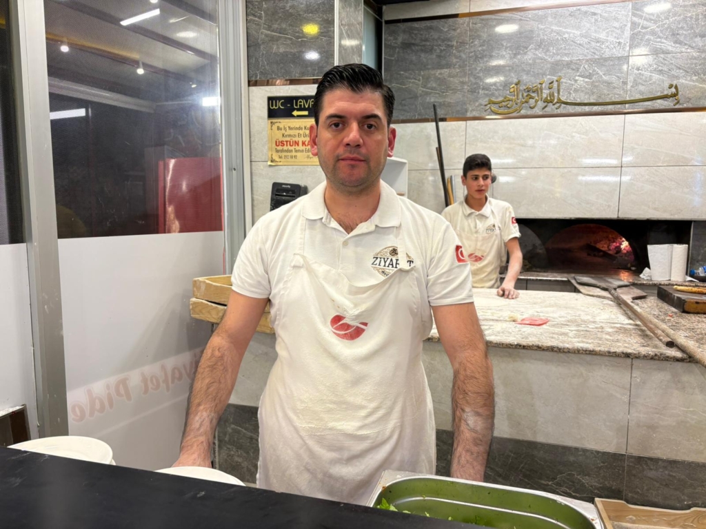 İlk yardım bilgisiyle müşterisinin hayatını kurtardı 2 WhatsApp Image 2025 12 12 at 22.46.31 1