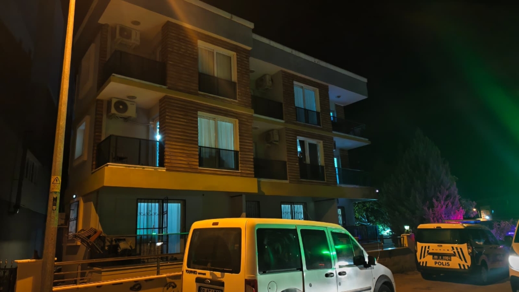 Aydın’da polis memuru hayatına son verdi 3 WhatsApp Image 2025 12 17 at 21.49.27