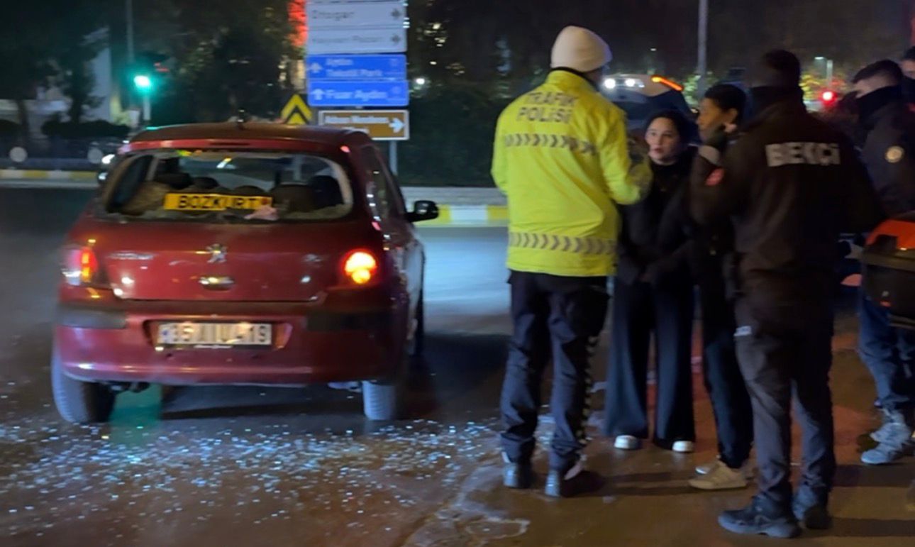 Otomobil ile motosiklet çarpıştı sonra kavga çıktı