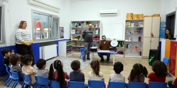 Aydın’ın Minik Parmaklarından Dev Ritimler: Notalarla Büyüyen Nesiller!