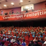 Başkan Çerçioğlu, çocukları tiyatro ile buluşturdu
