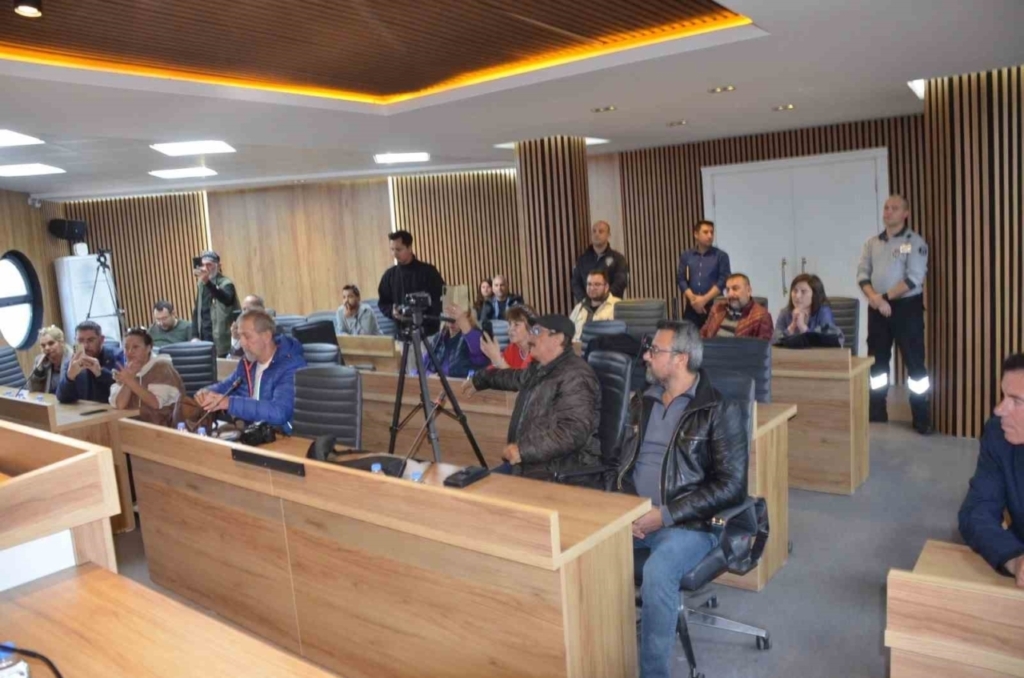 baskan gencay tezgahlar konusunda konustu devir ve kiralama yok 0b6e5bc23da3