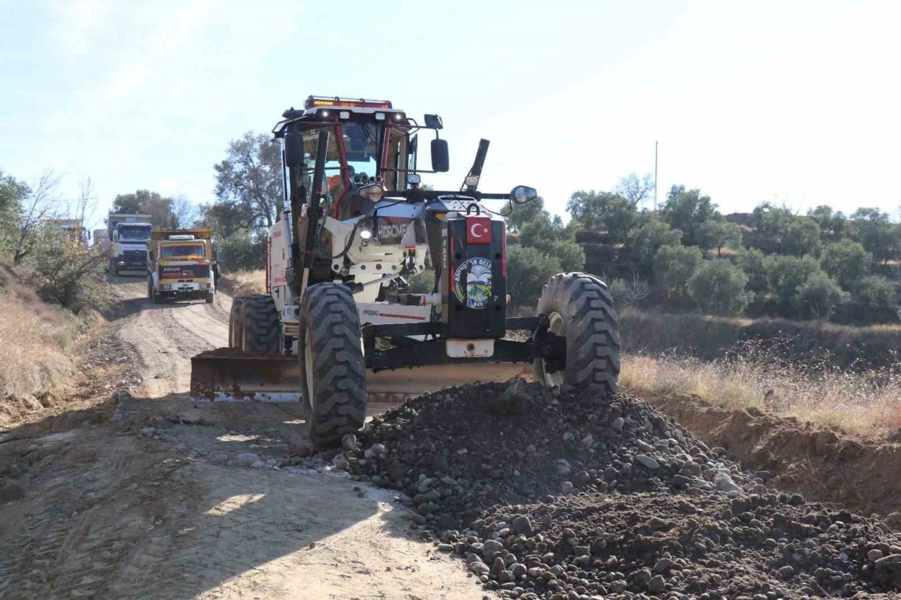 bozdogan belediyesi yol calismalarina devam ediyor a4ca7da5b970