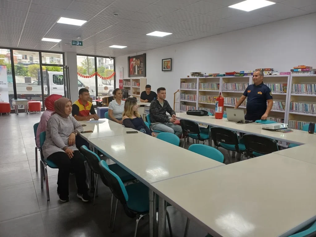 Çine İlçe Halk Kütüphanesi