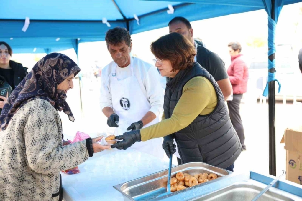 didimde merhume baskan durbay icin lokma hayri duzenlendi 18e09a6af27d