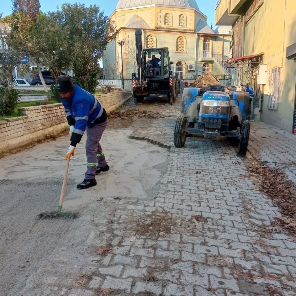 germencikte bozulan zeminler onarildi 76e771d9069d