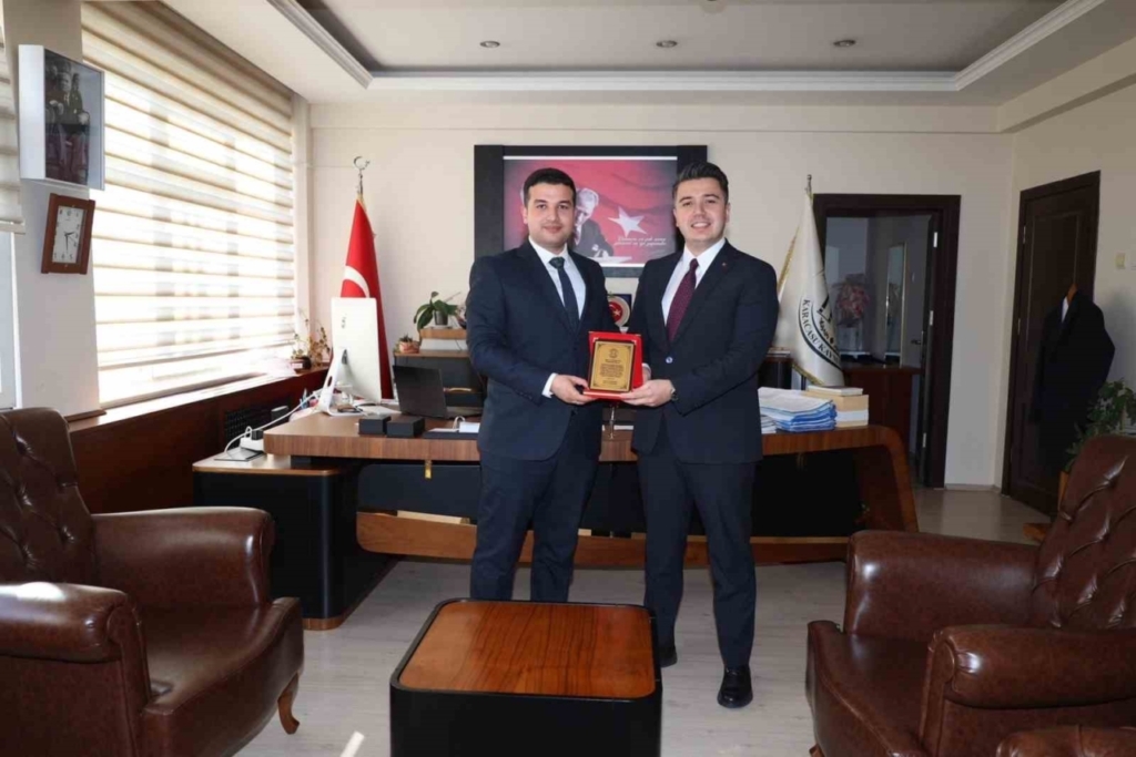 karacasuda tayini cikan savci ve mal muduru onuruna veda yemegi 4c5e64ed1270