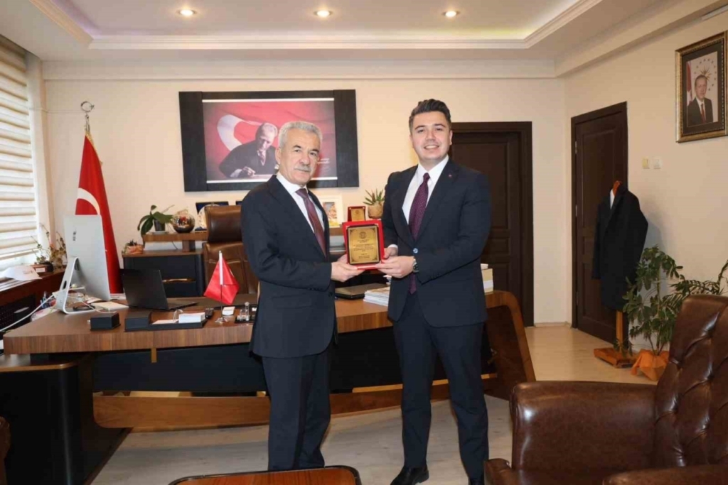 karacasuda tayini cikan savci ve mal muduru onuruna veda yemegi 831dcbd0202a