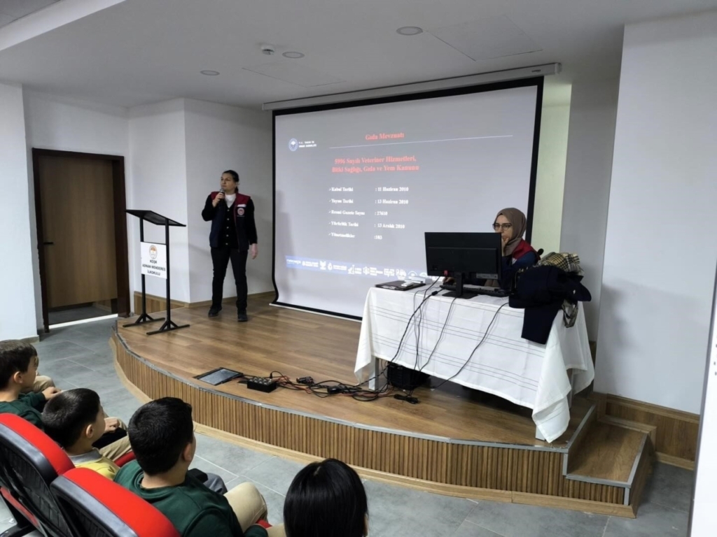 Köşk’te Bilinçli Nesiller Yetişiyor: 145 Öğrenciye "Gıda Okuryazarlığı" Eğitimi 3 koskte 145 ogrenciye gida okuryazarligi egitimleri verildi 36463f8f9bd4