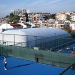Kuşadası Tenis Kulübü’nde ’balon kort’ yapımı tamamlandı