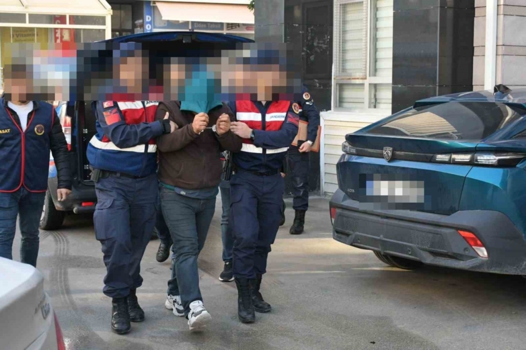 mobilyaci mehmet olarak biliniyordu muebbetten arandigi ortaya cikti 969bcf9a201a